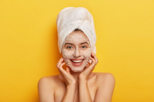 Read more about the article How to Choose Best  Face Scrub for Your Glowing Skin .